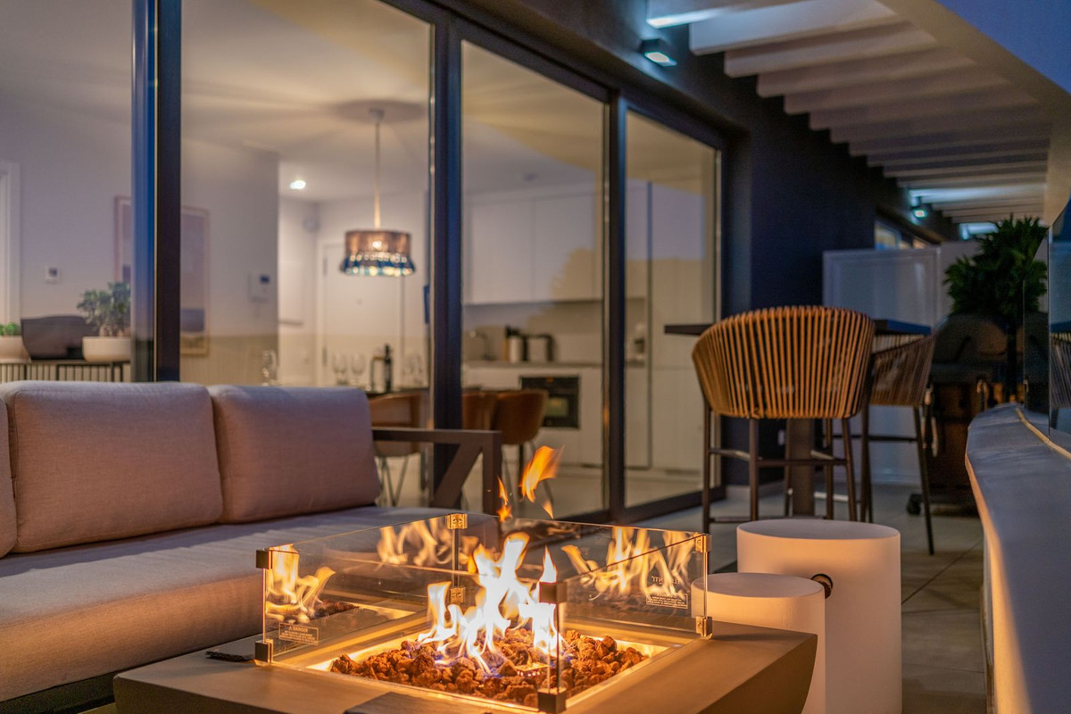 Se vende Apartamento en Planta Última de 2 dormitorios en Costa Del Sol, Málaga, España
