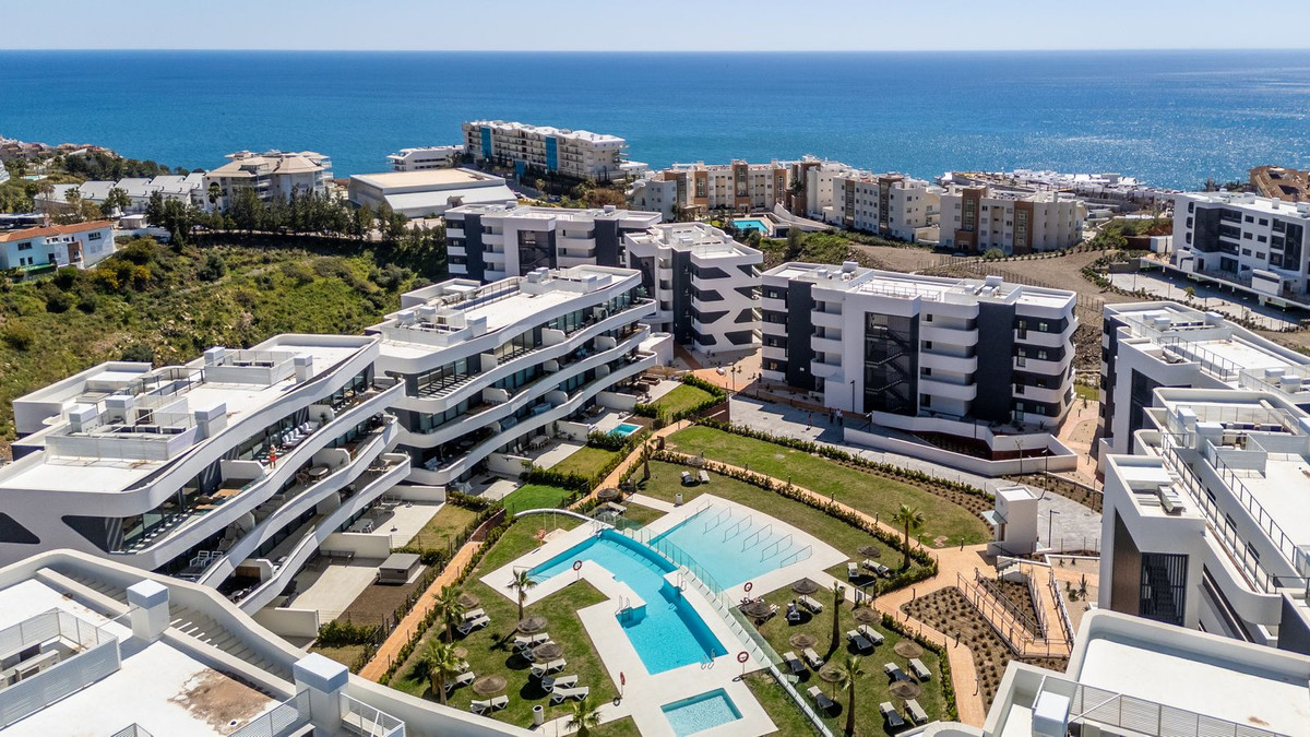 Se vende Apartamento en Planta Última de 2 dormitorios en Costa Del Sol, Málaga, España