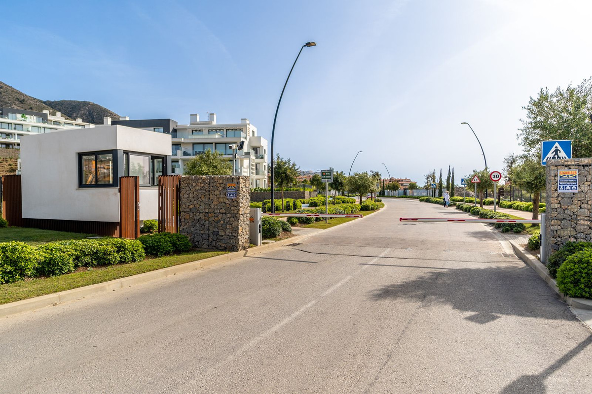Se vende Apartamento en Planta Última de 2 dormitorios en Costa Del Sol, Málaga, España
