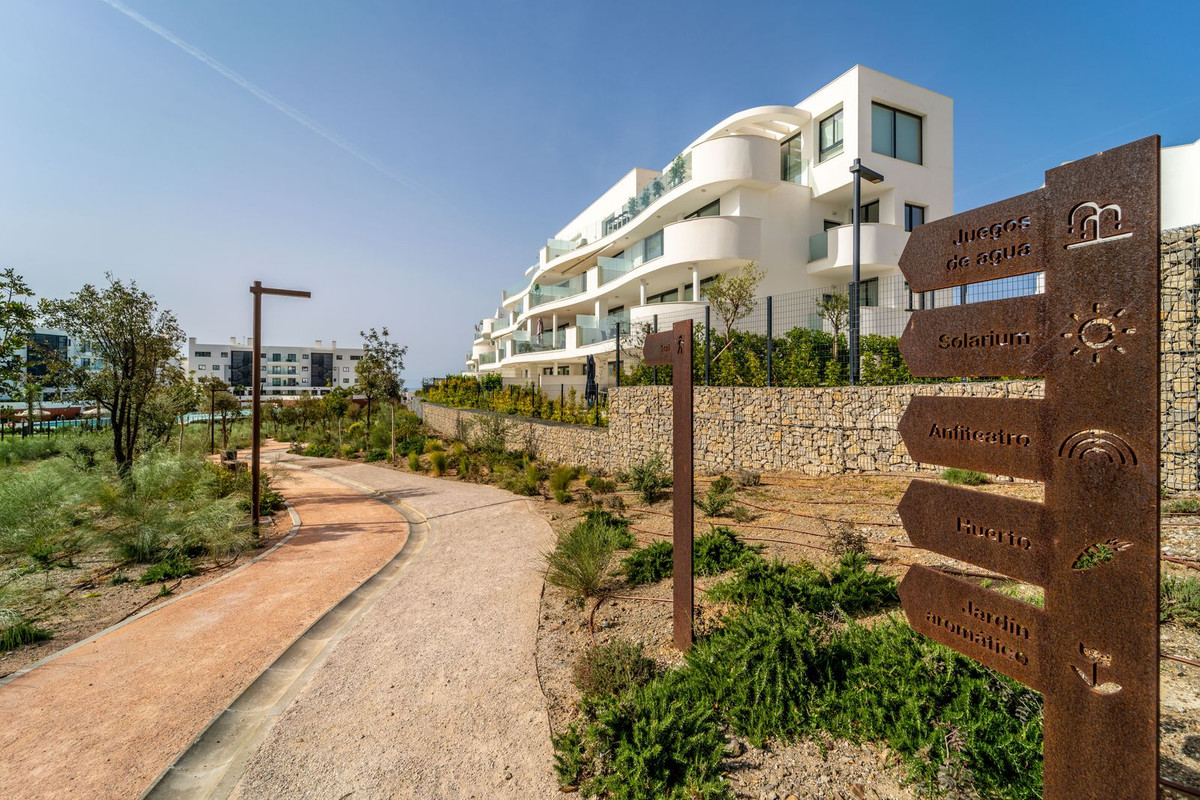 Se vende Apartamento en Planta Última de 2 dormitorios en Costa Del Sol, Málaga, España