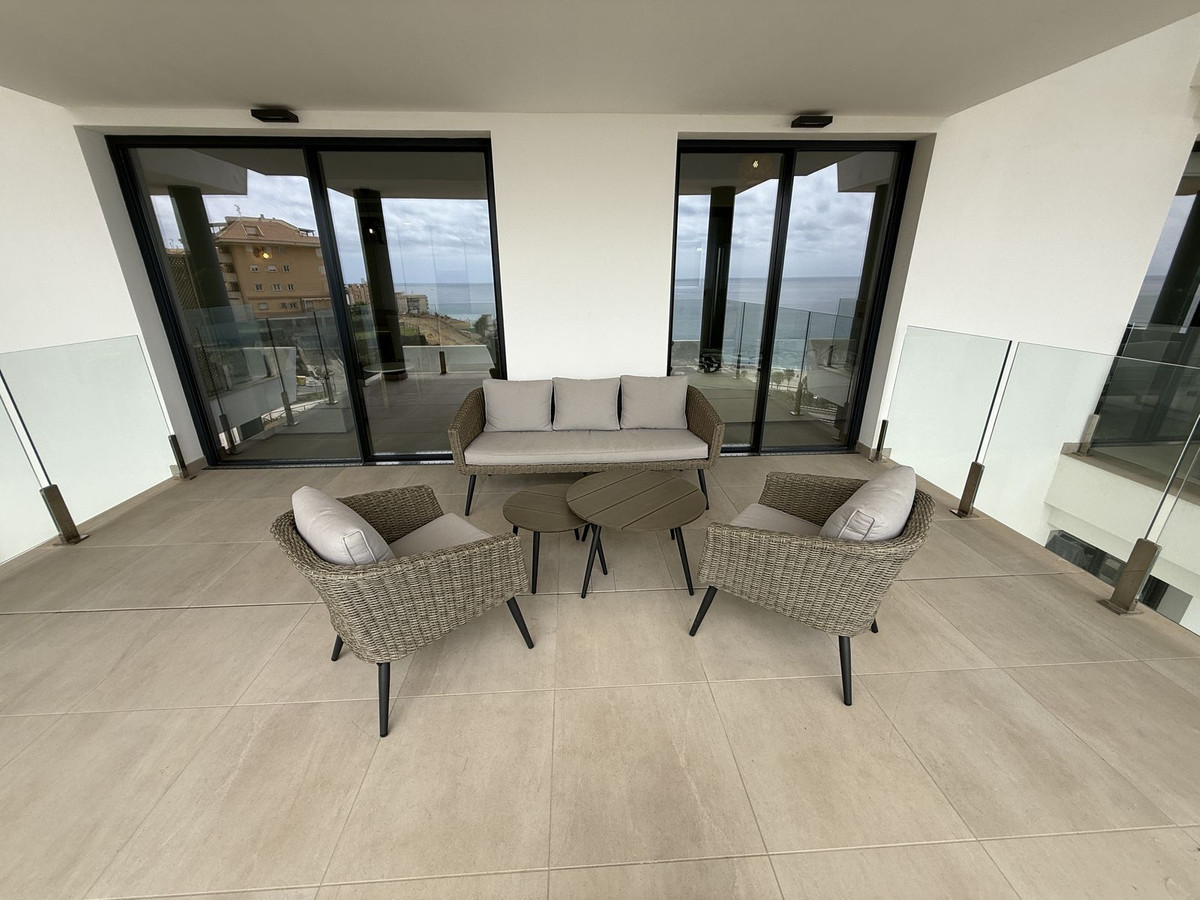2 Bed Apartment for sale in Fuengirola Costa Del Sol, Málaga, Spain