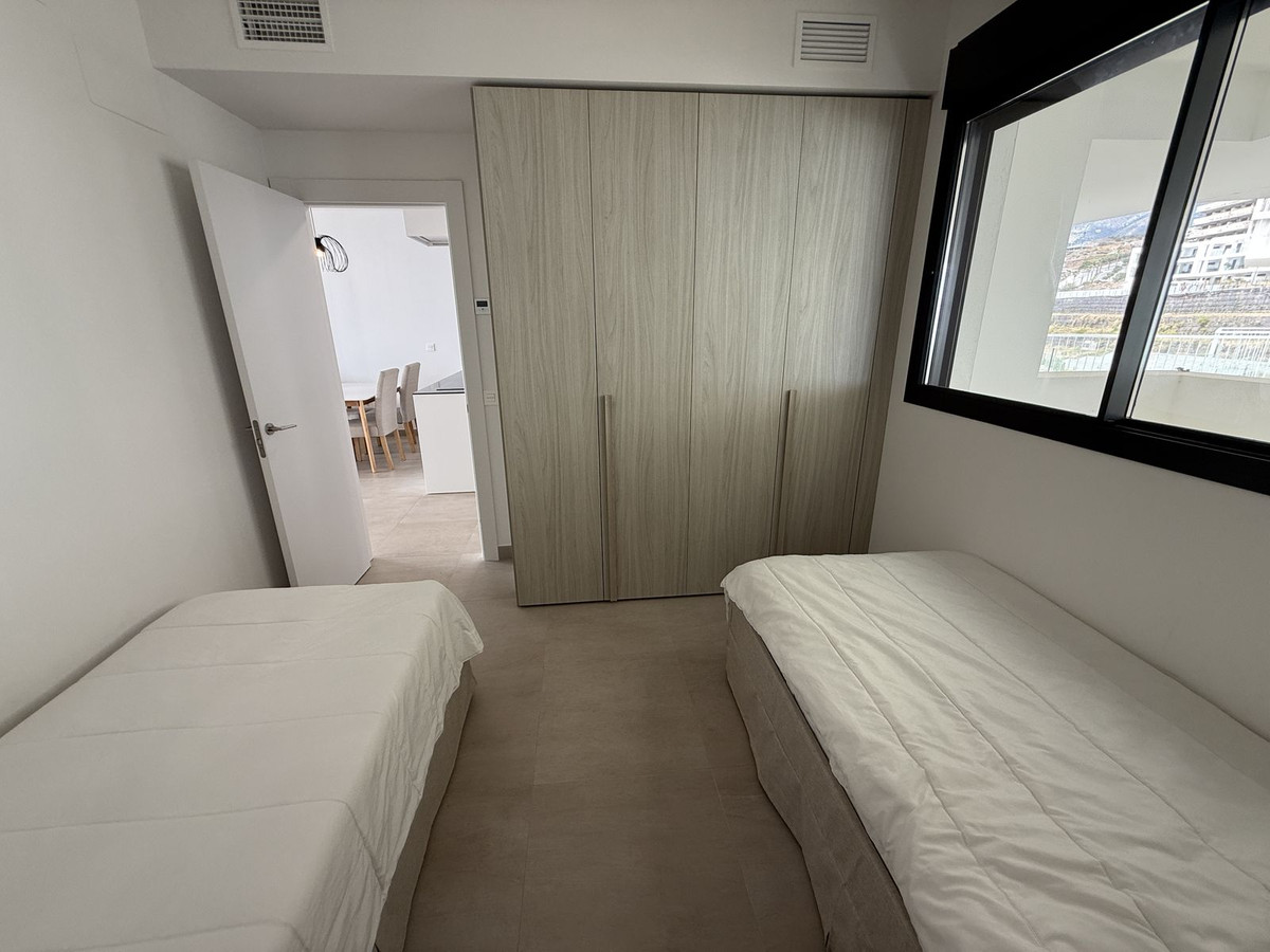 2 Bed Apartment for sale in Fuengirola Costa Del Sol, Málaga, Spain