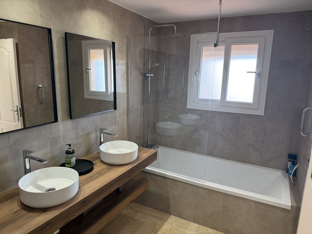 3 Bed Townhouse for sale in Estepona Costa Del Sol, Málaga, Spain