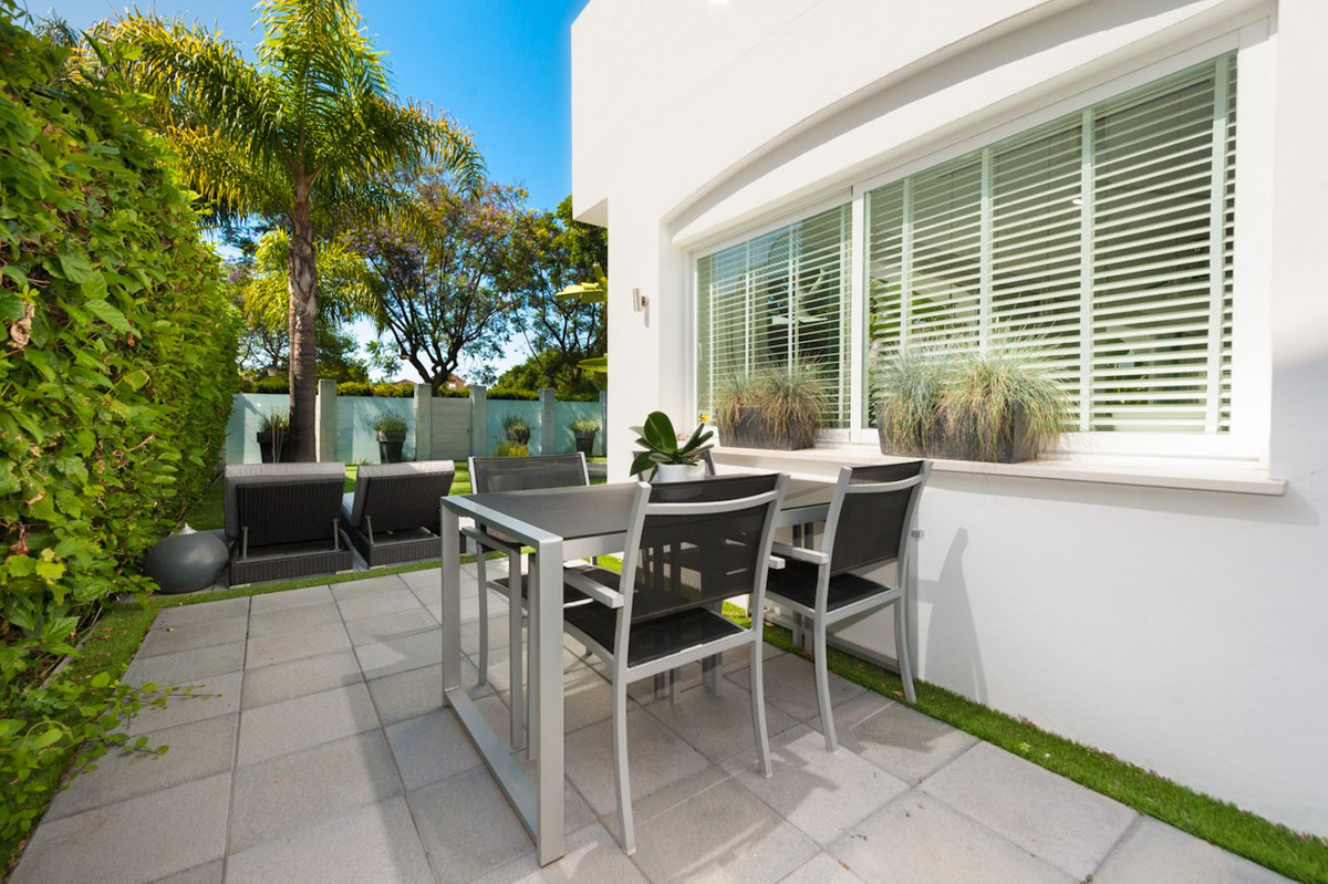 4 Bed Townhouse for sale in Guadalmina Baja Costa Del Sol, Málaga, Spain