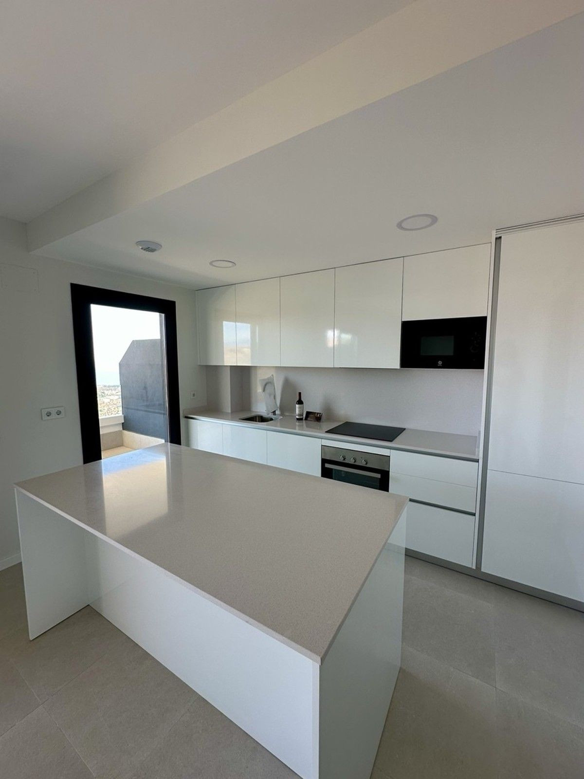 2 Bed Apartment for sale in Rincón De La Victoria Costa Del Sol East, Málaga, Spain