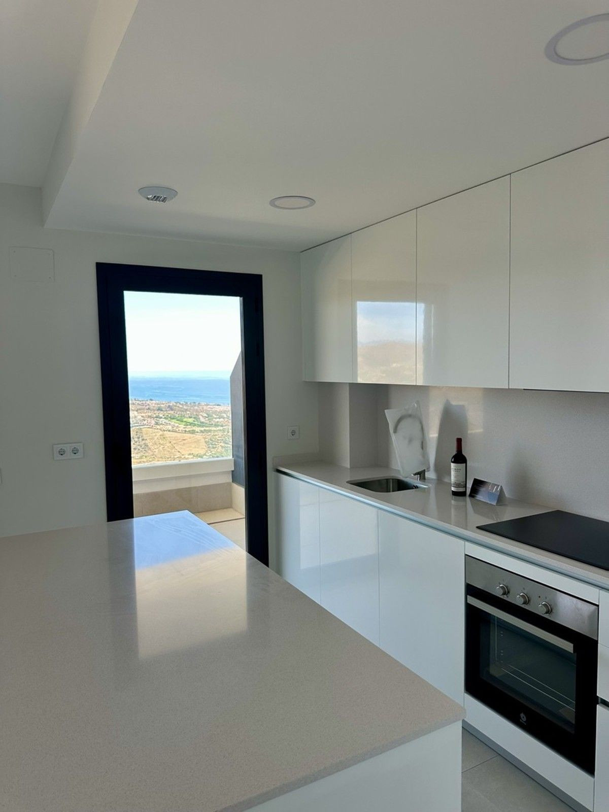 2 Bed Apartment for sale in Rincón De La Victoria Costa Del Sol East, Málaga, Spain