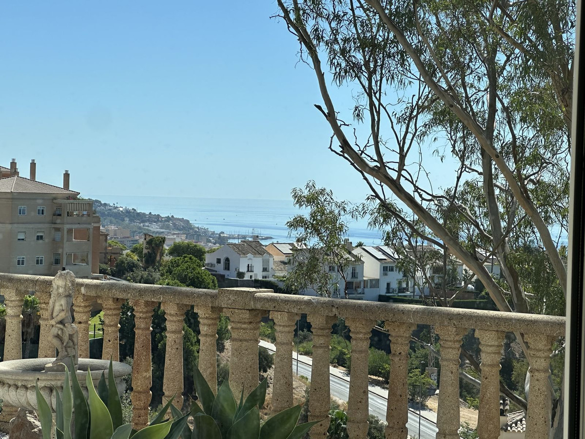 5 Bed Townhouse for sale in Cerrado De Calderón Málaga Ciudad, Málaga, Spain