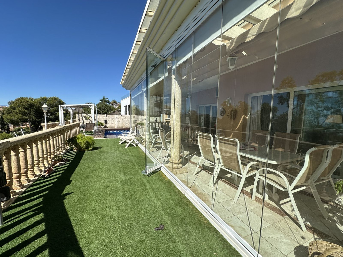 5 Bed Townhouse for sale in Cerrado De Calderón Málaga Ciudad, Málaga, Spain