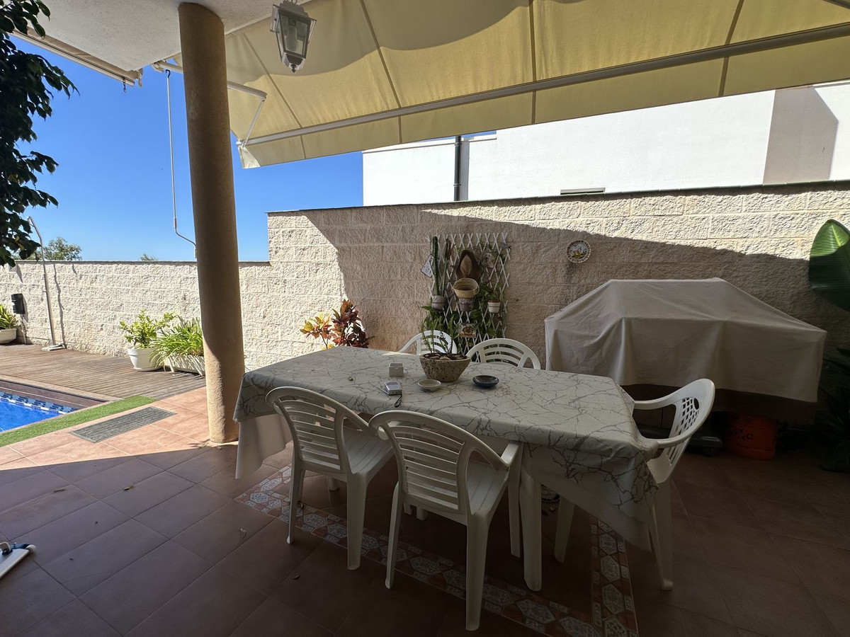 5 Bed Townhouse for sale in Cerrado De Calderón Málaga Ciudad, Málaga, Spain