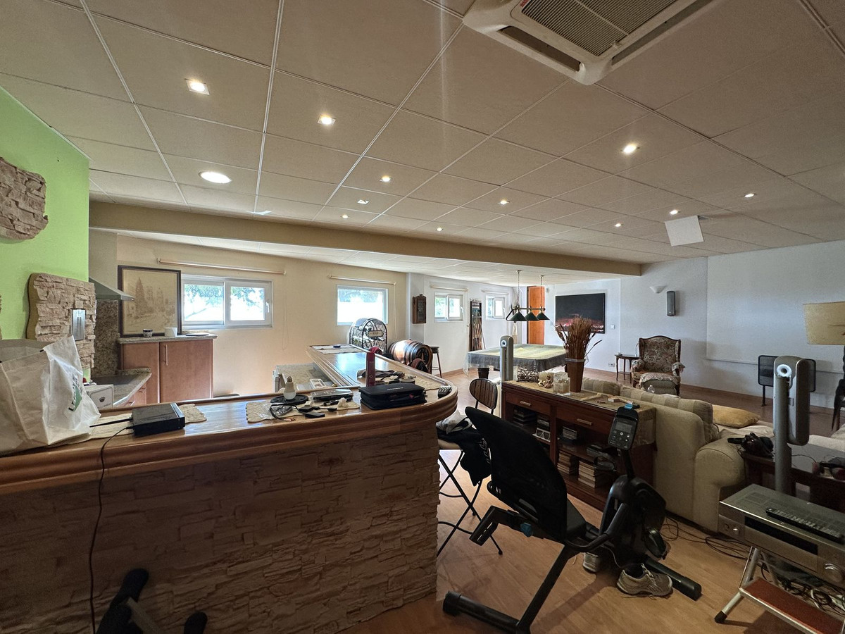 5 Bed Townhouse for sale in Cerrado De Calderón Málaga Ciudad, Málaga, Spain