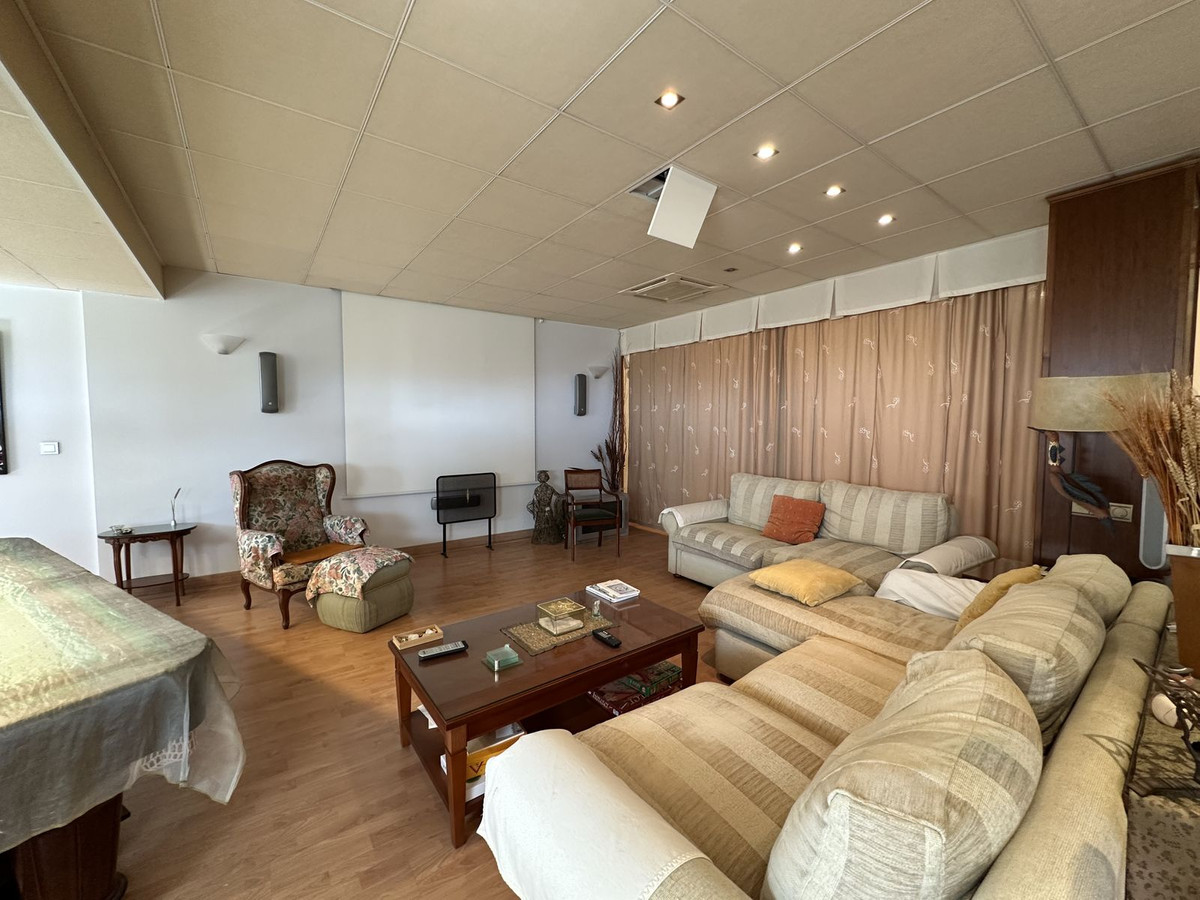 5 Bed Townhouse for sale in Cerrado De Calderón Málaga Ciudad, Málaga, Spain