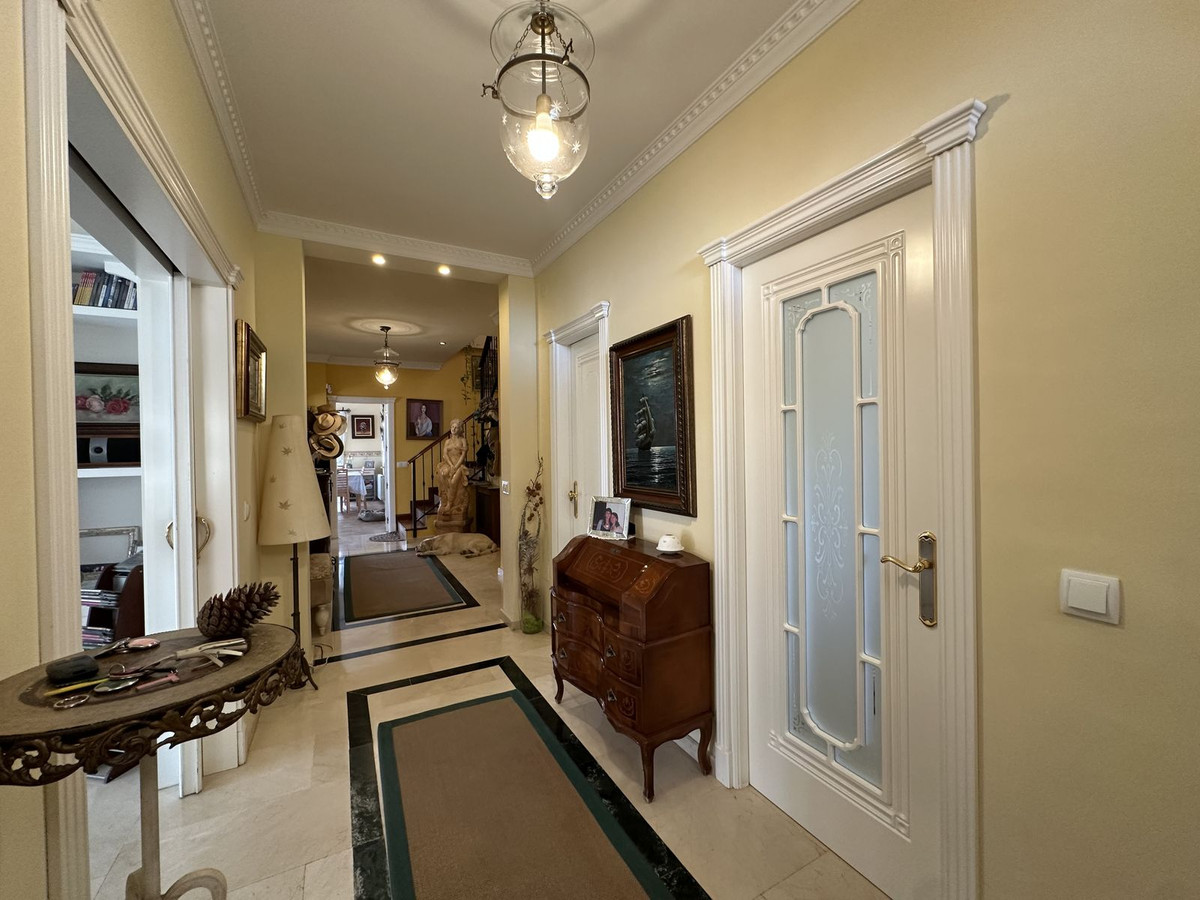5 Bed Townhouse for sale in Cerrado De Calderón Málaga Ciudad, Málaga, Spain