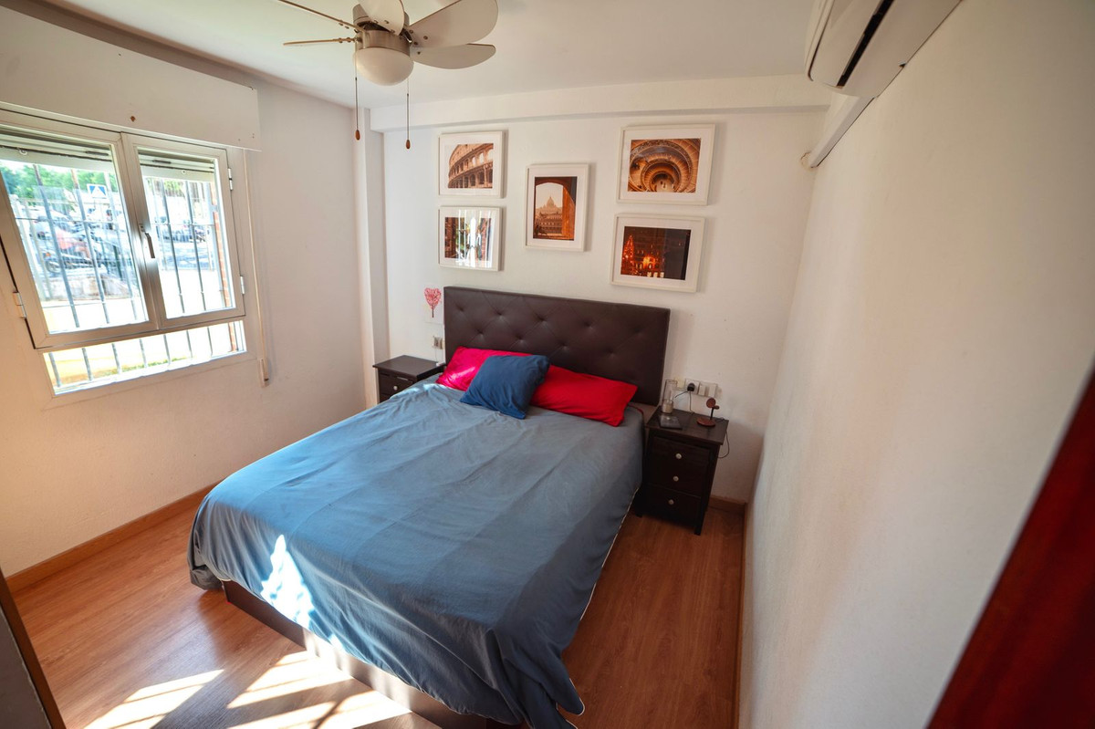 3 Bed Apartment for sale in Arroyo De La Miel Costa Del Sol, Málaga, Spain