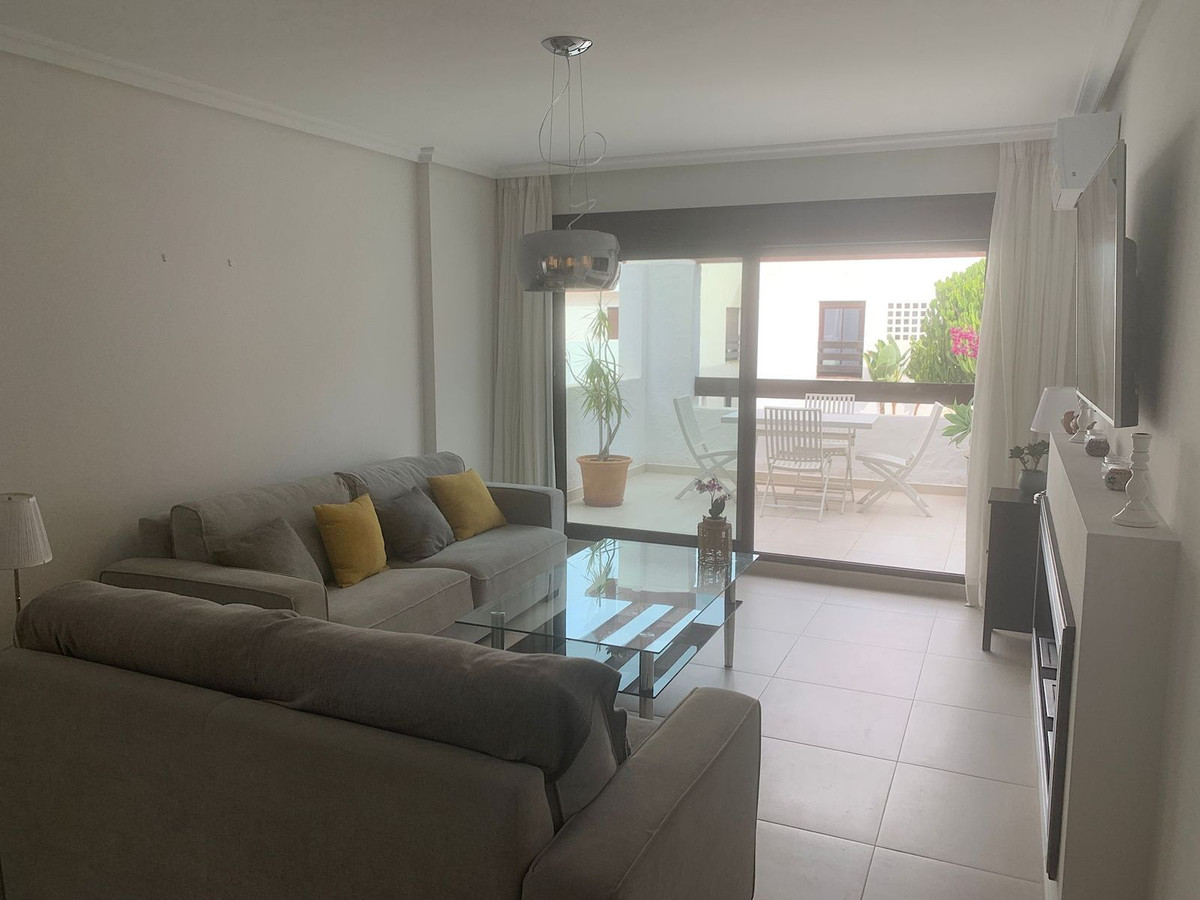 3 Bed Apartment for sale in Nueva Andalucía Costa Del Sol, Málaga, Spain