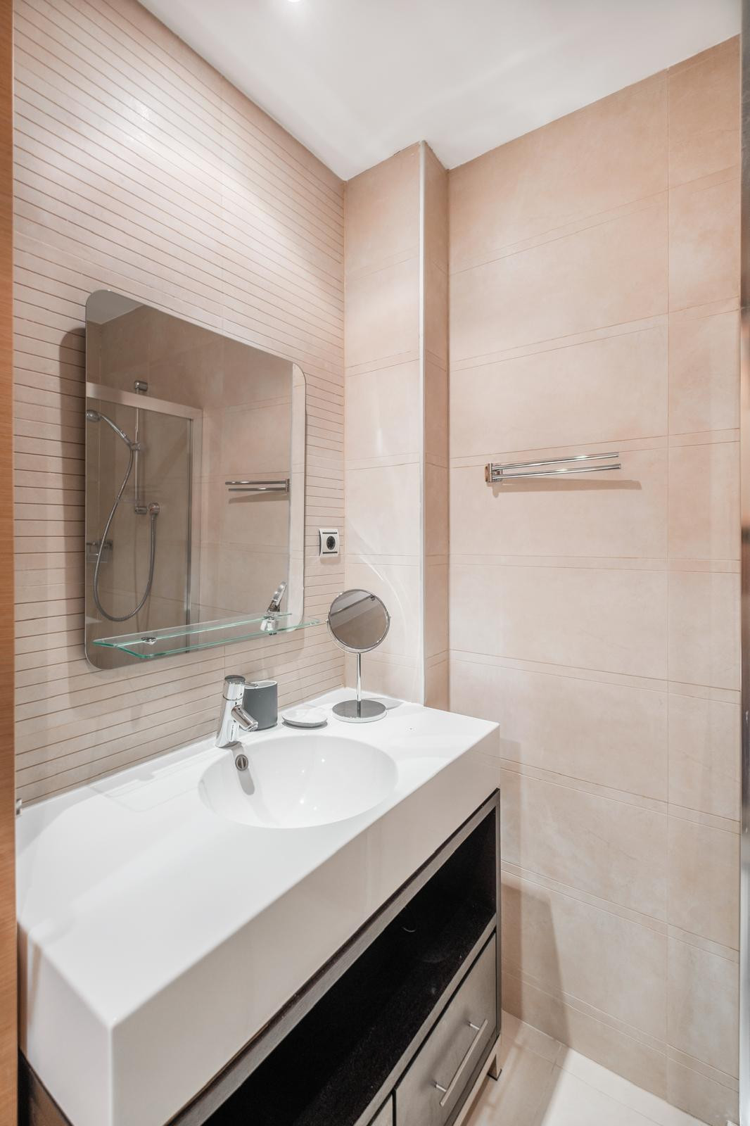 3 Bed Apartment for sale in Altos De Los Monteros Costa Del Sol, Málaga, Spain