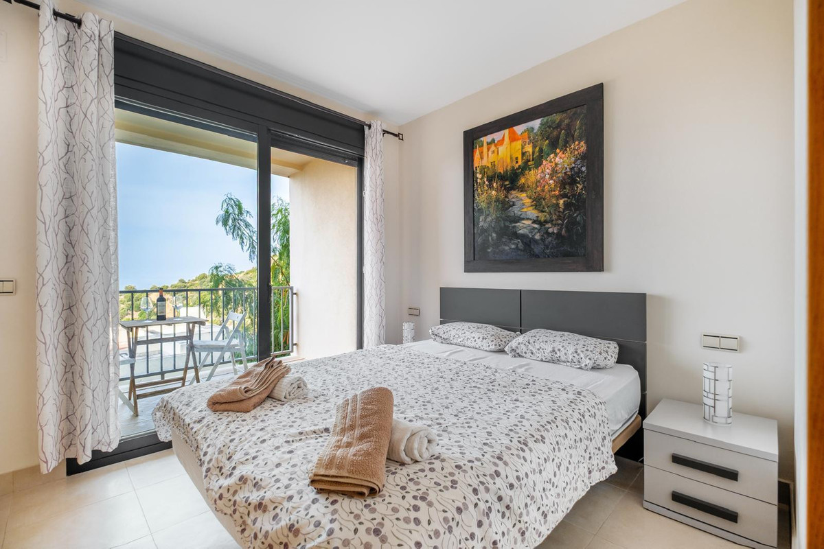 3 Bed Apartment for sale in Altos De Los Monteros Costa Del Sol, Málaga, Spain