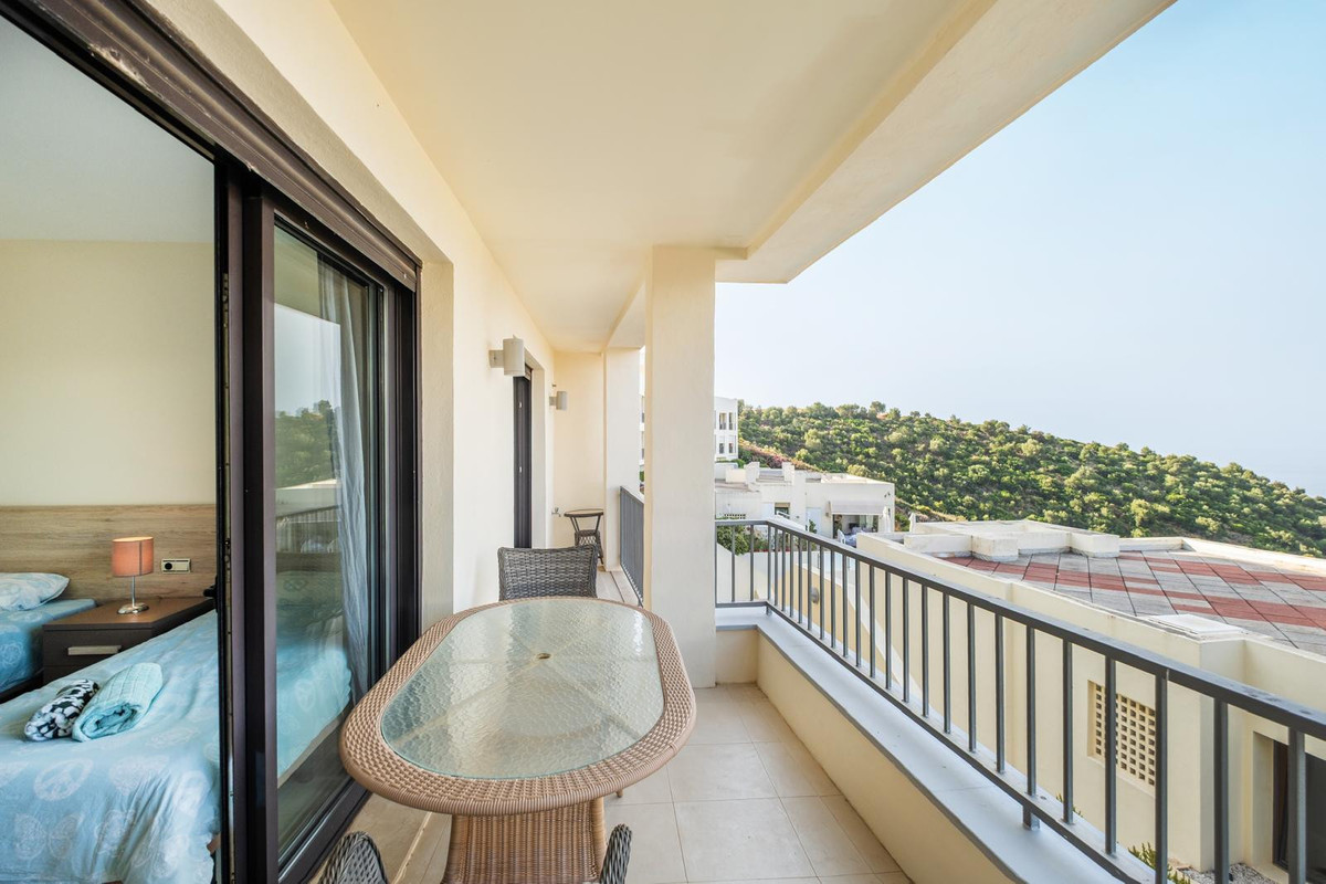 3 Bed Apartment for sale in Altos De Los Monteros Costa Del Sol, Málaga, Spain