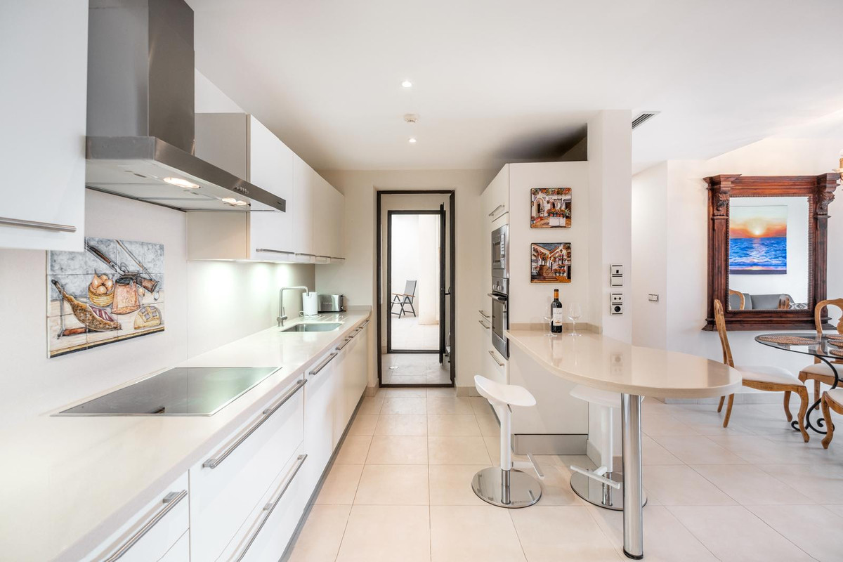 3 Bed Apartment for sale in Altos De Los Monteros Costa Del Sol, Málaga, Spain