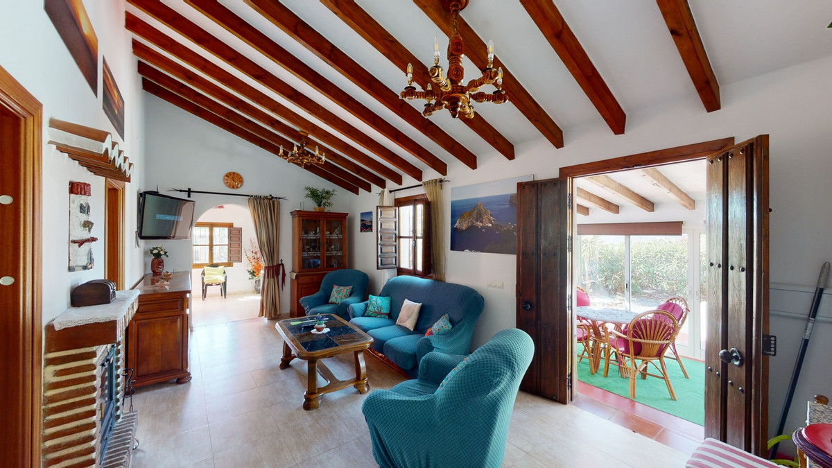Se vende Villa - Chalet de 4 dormitorios en Costa Del Sol East, Málaga, España