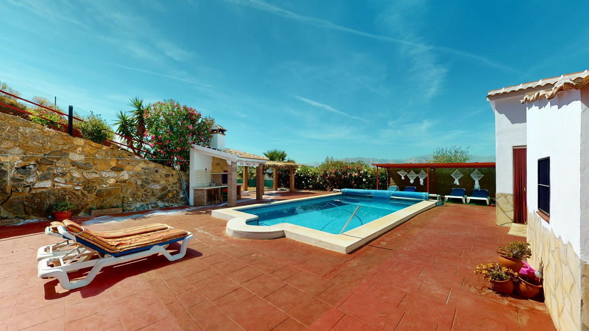 Se vende Villa - Chalet de 4 dormitorios en Costa Del Sol East, Málaga, España