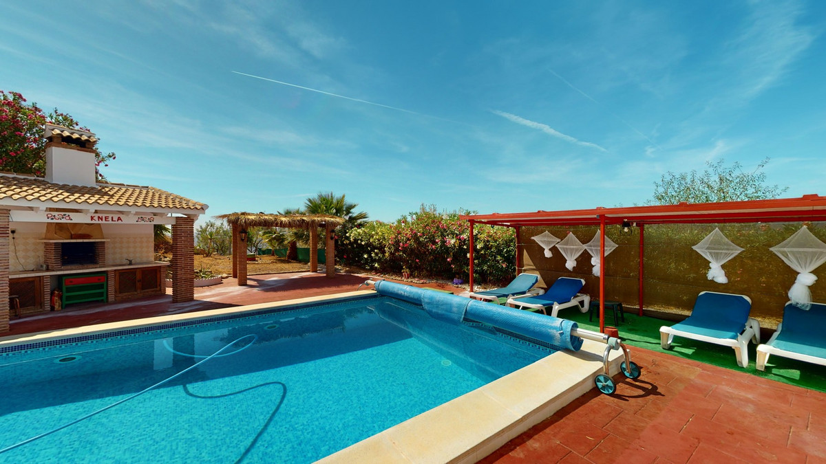 Se vende Villa - Chalet de 4 dormitorios en Costa Del Sol East, Málaga, España