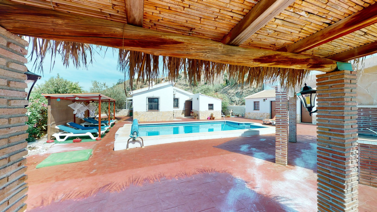 Se vende Villa - Chalet de 4 dormitorios en Costa Del Sol East, Málaga, España