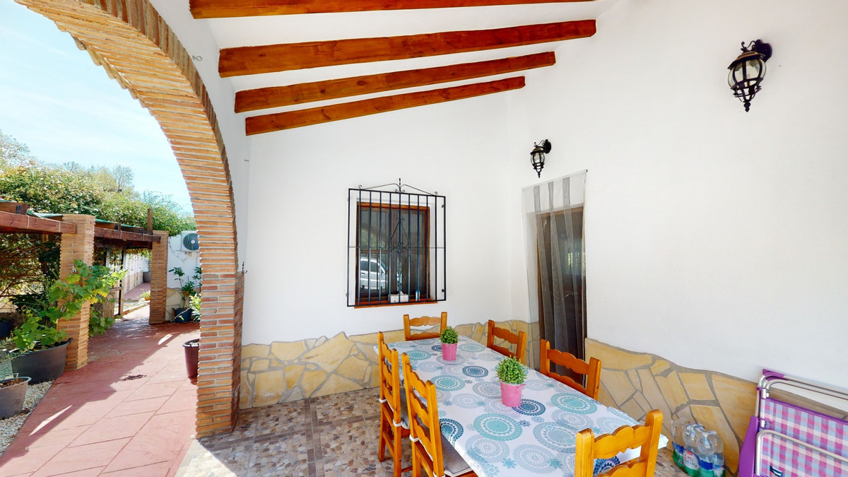 Se vende Villa - Chalet de 4 dormitorios en Costa Del Sol East, Málaga, España