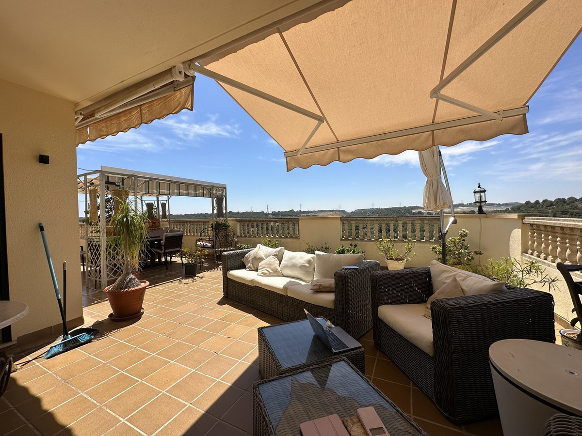 5 Bed Townhouse for sale in Villamartin Costa Blanca, Alicante, Spain