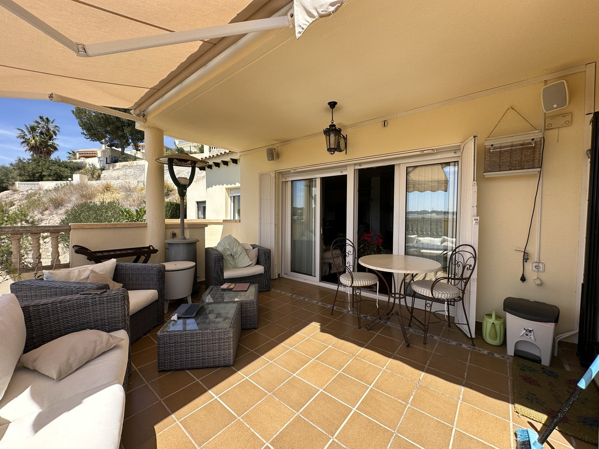 5 Bed Townhouse for sale in Villamartin Costa Blanca, Alicante, Spain
