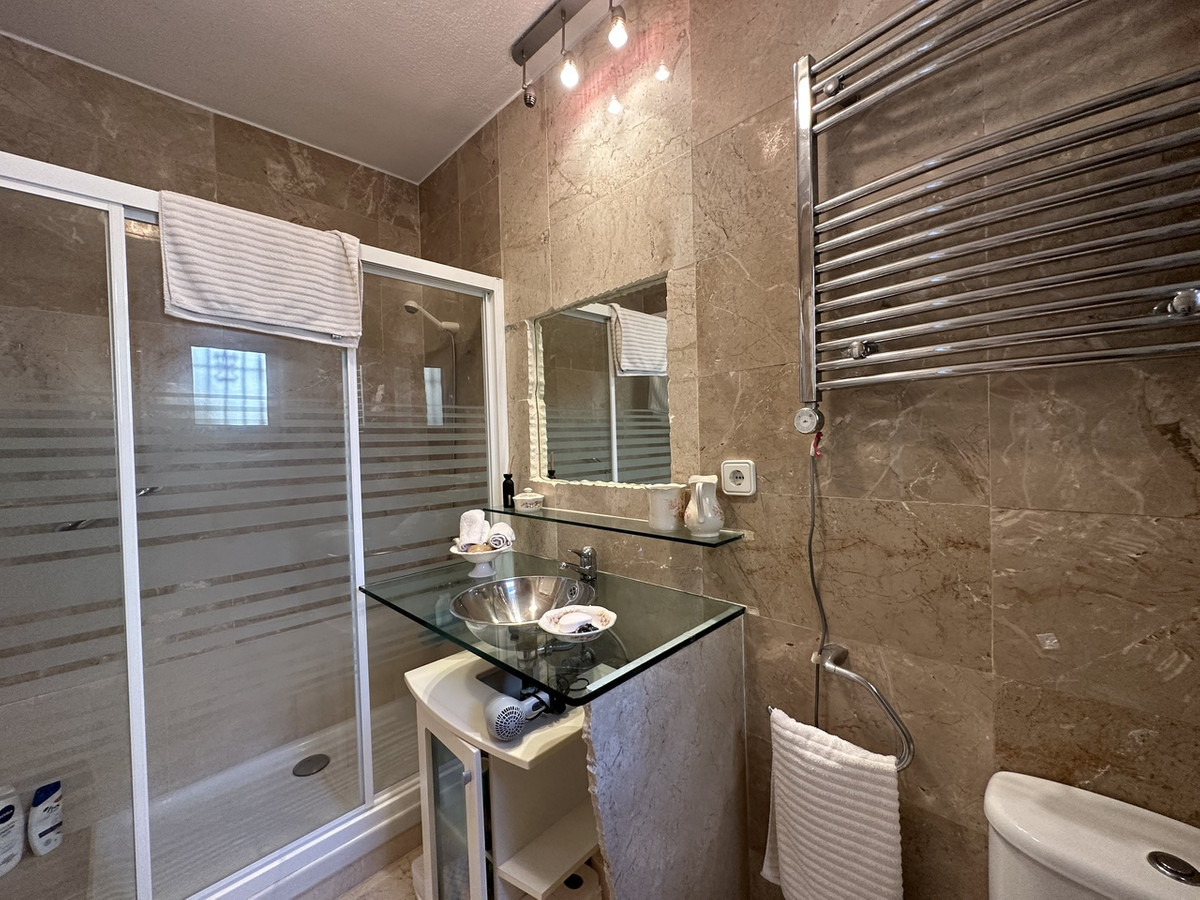 5 Bed Townhouse for sale in Villamartin Costa Blanca, Alicante, Spain