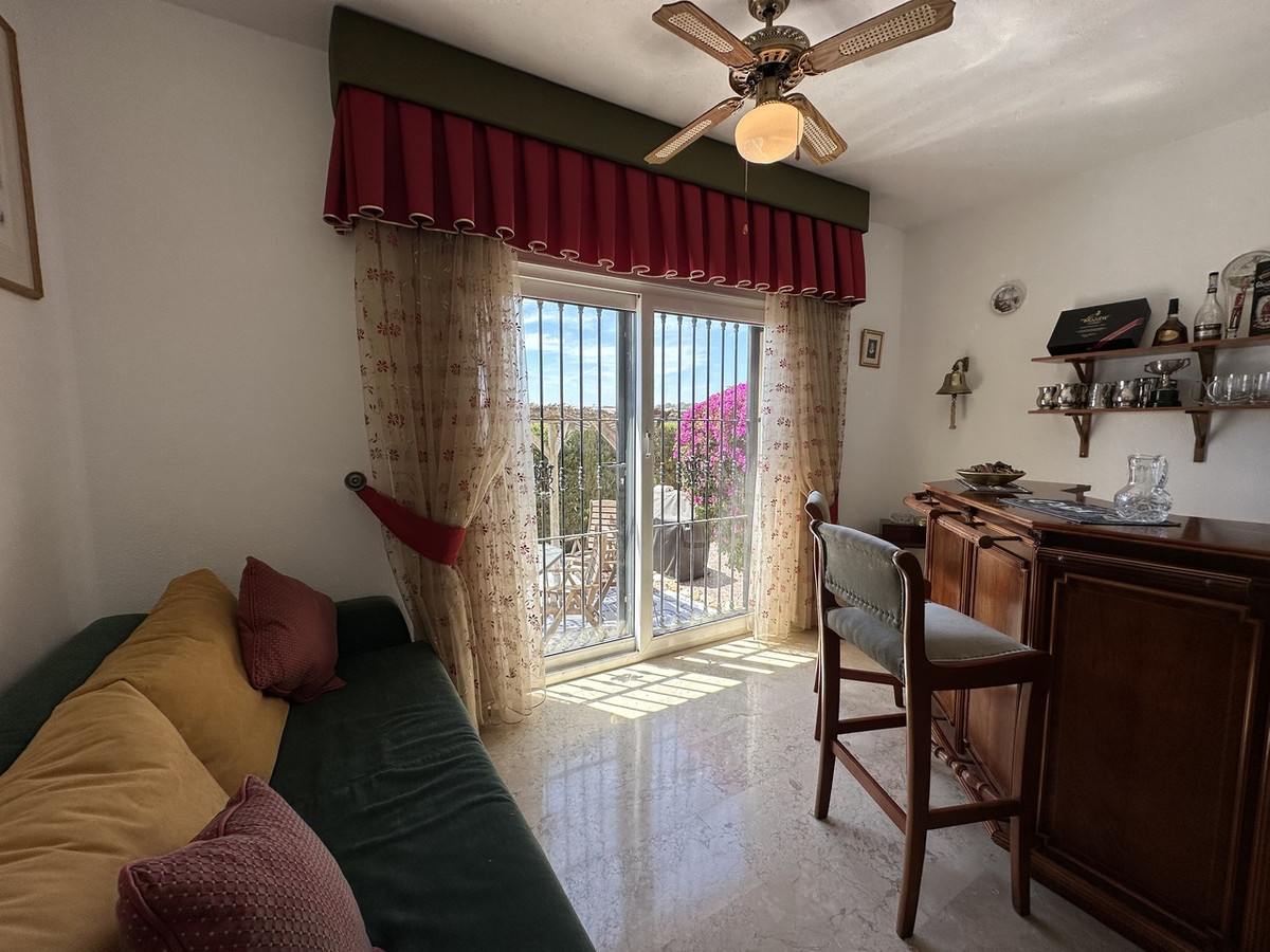 5 Bed Townhouse for sale in Villamartin Costa Blanca, Alicante, Spain
