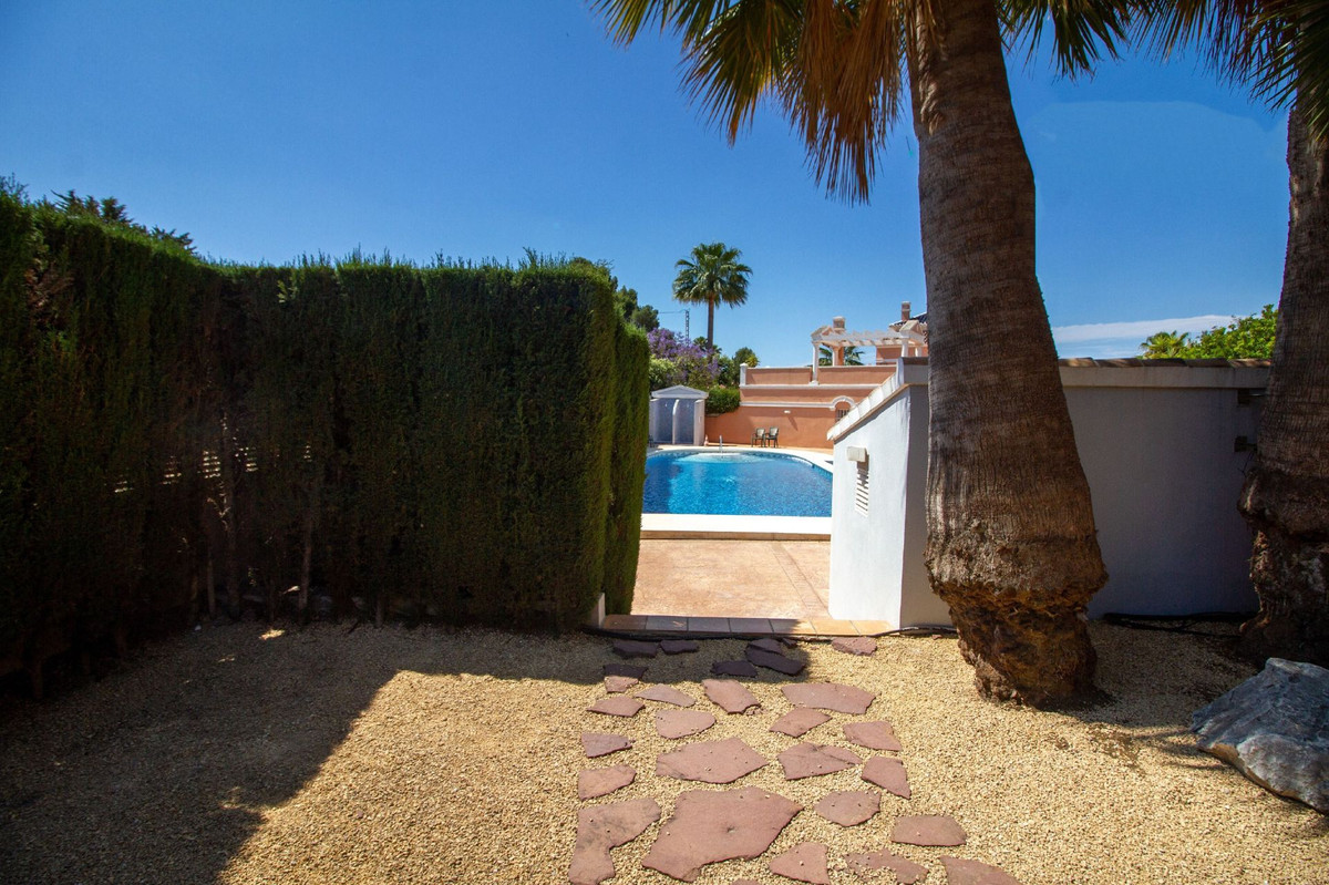 3 Bed Townhouse for sale in Calpe Costa Blanca, Alicante, Spain