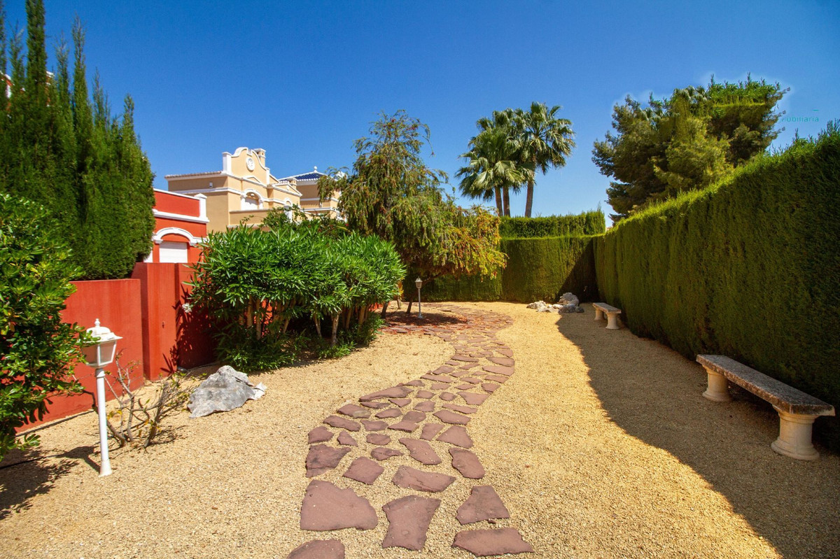3 Bed Townhouse for sale in Calpe Costa Blanca, Alicante, Spain