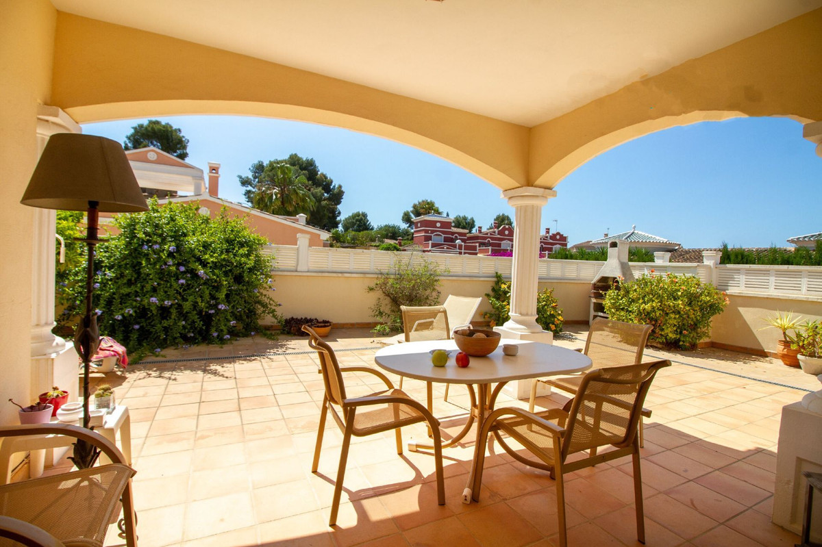 3 Bed Townhouse for sale in Calpe Costa Blanca, Alicante, Spain