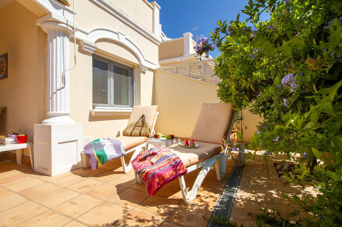 3 Bed Townhouse for sale in Calpe Costa Blanca, Alicante, Spain