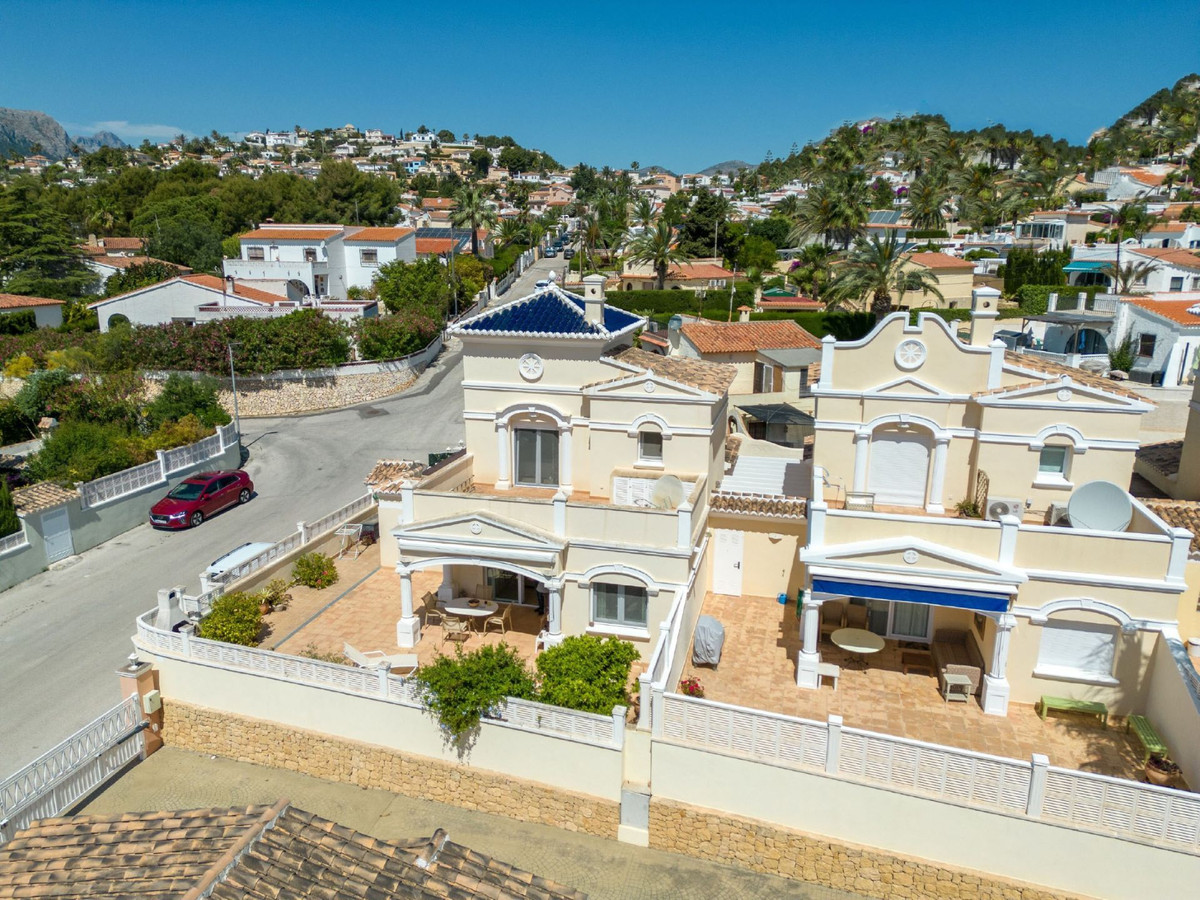 3 Bed Townhouse for sale in Calpe Costa Blanca, Alicante, Spain