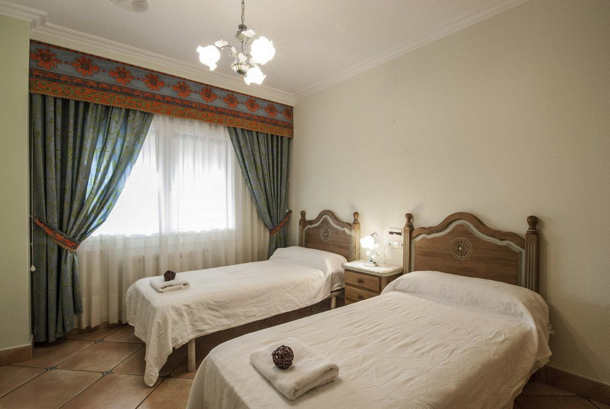 8 Bed Townhouse for sale in Benissa Costa Blanca, Alicante, Spain