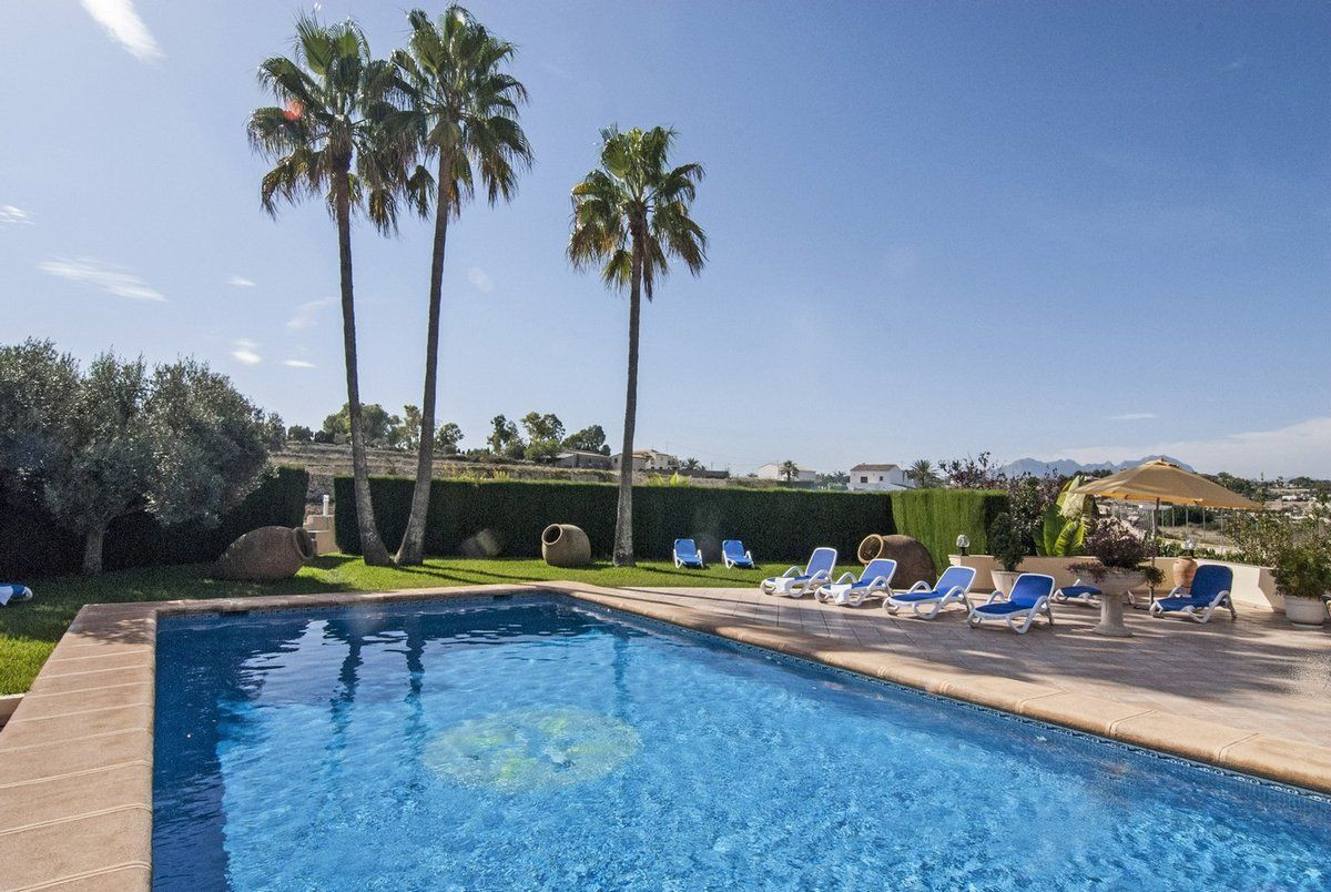 8 Bed Townhouse for sale in Benissa Costa Blanca, Alicante, Spain
