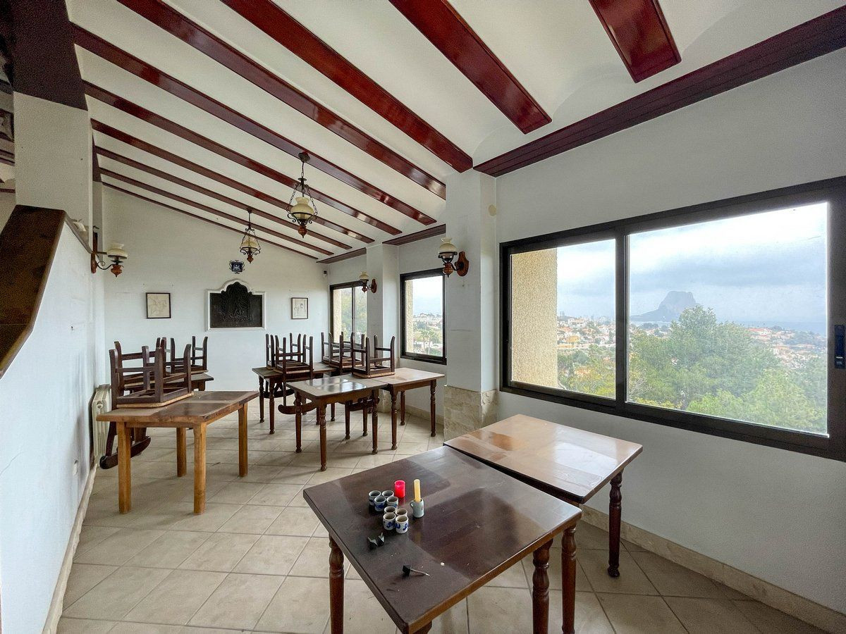 5 Bed Townhouse for sale in Calpe Costa Blanca, Alicante, Spain