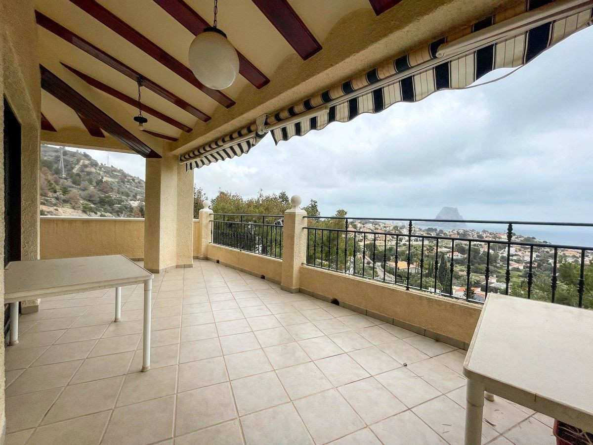 5 Bed Townhouse for sale in Calpe Costa Blanca, Alicante, Spain