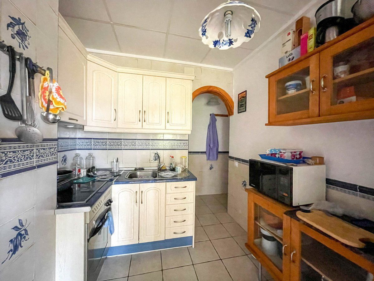 5 Bed Townhouse for sale in Calpe Costa Blanca, Alicante, Spain