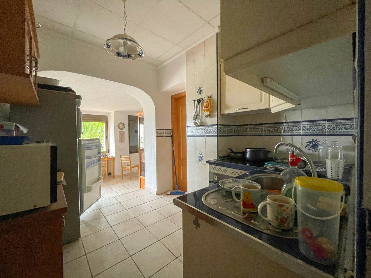 5 Bed Townhouse for sale in Calpe Costa Blanca, Alicante, Spain