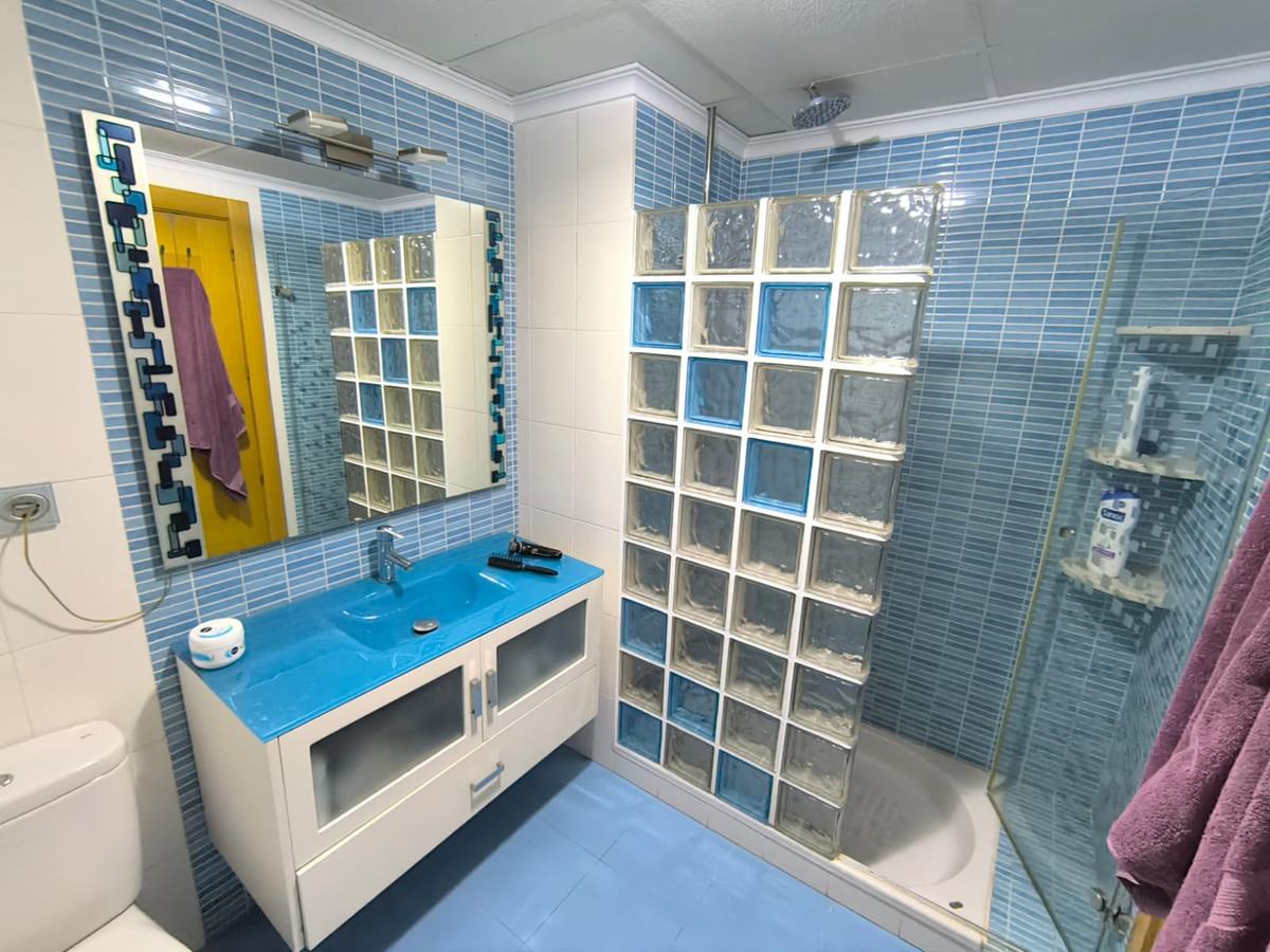 Se vende Apartamento Planta Baja de 3 dormitorios en Costa Blanca, Alicante, España