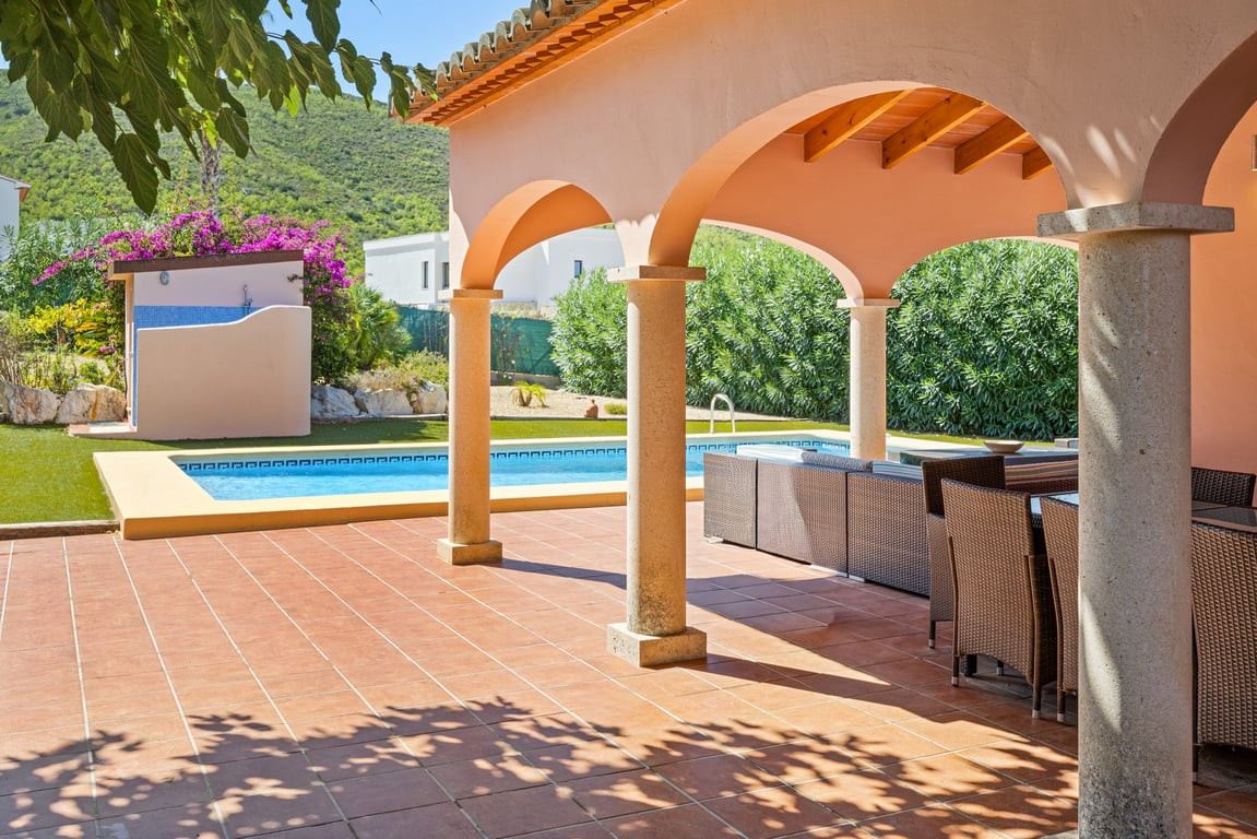 Se vende Villa - Chalet de 4 dormitorios en Costa Blanca, Alicante, España