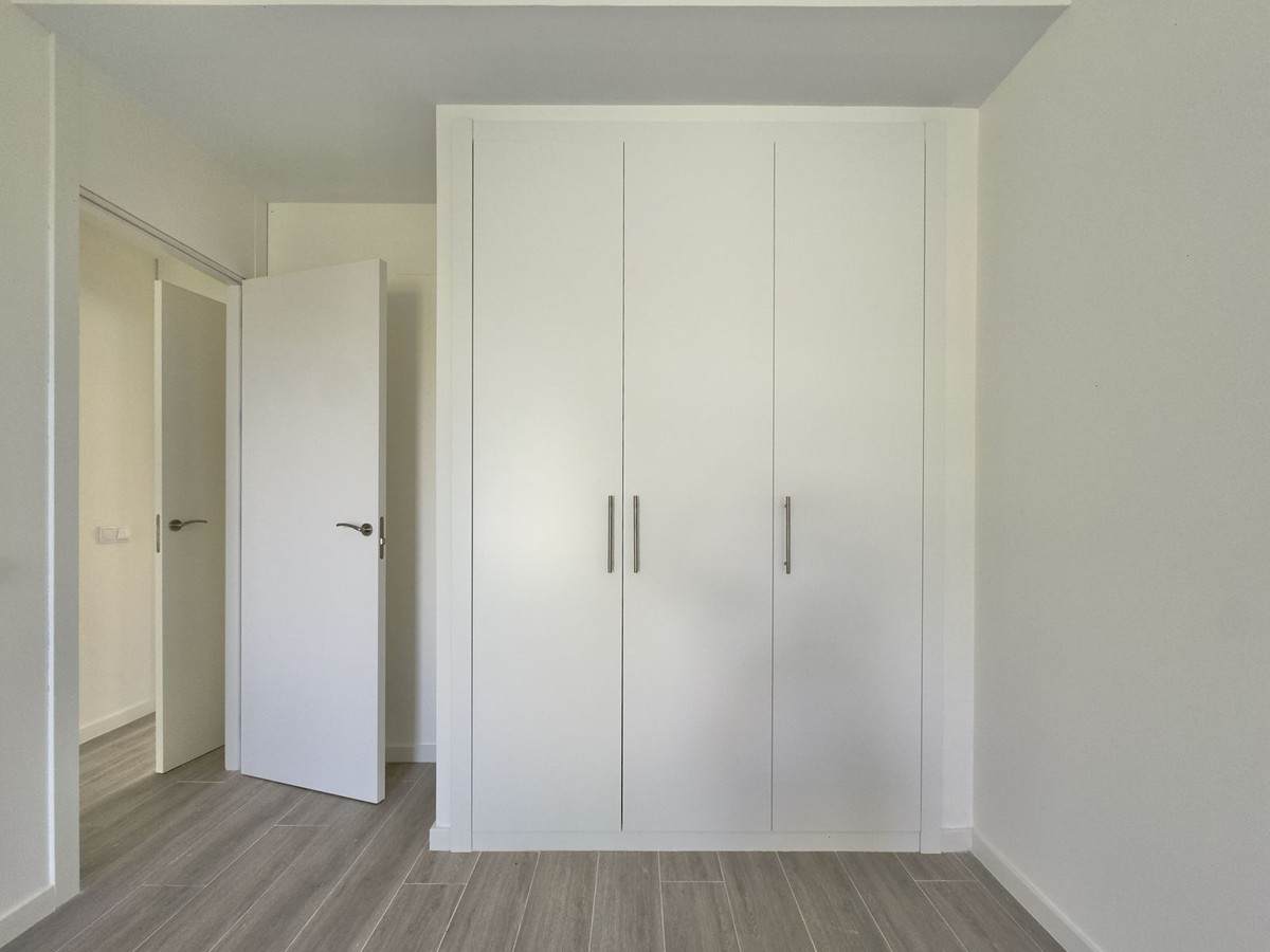 Se vende Apartamento Planta Baja de 3 dormitorios en Costa Del Sol, Málaga, España