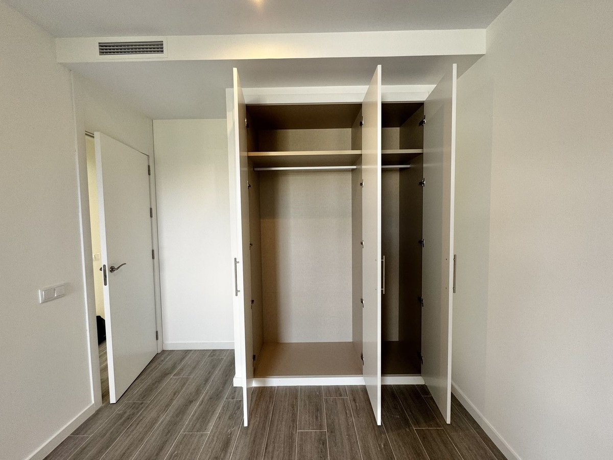 Se vende Apartamento Planta Baja de 3 dormitorios en Costa Del Sol, Málaga, España
