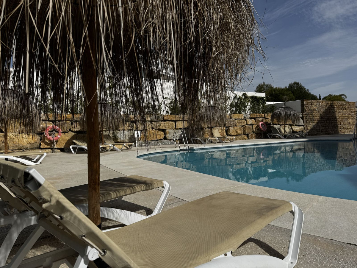 Se vende Apartamento Planta Baja de 3 dormitorios en Costa Del Sol, Málaga, España