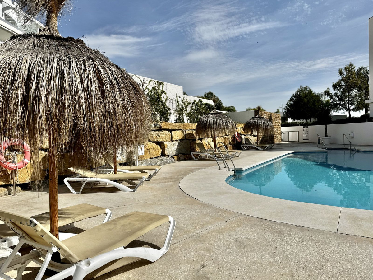 Se vende Apartamento Planta Baja de 3 dormitorios en Costa Del Sol, Málaga, España