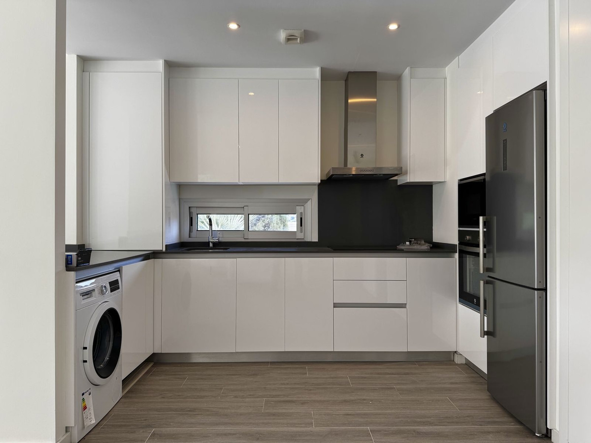 Se vende Apartamento Planta Baja de 3 dormitorios en Costa Del Sol, Málaga, España