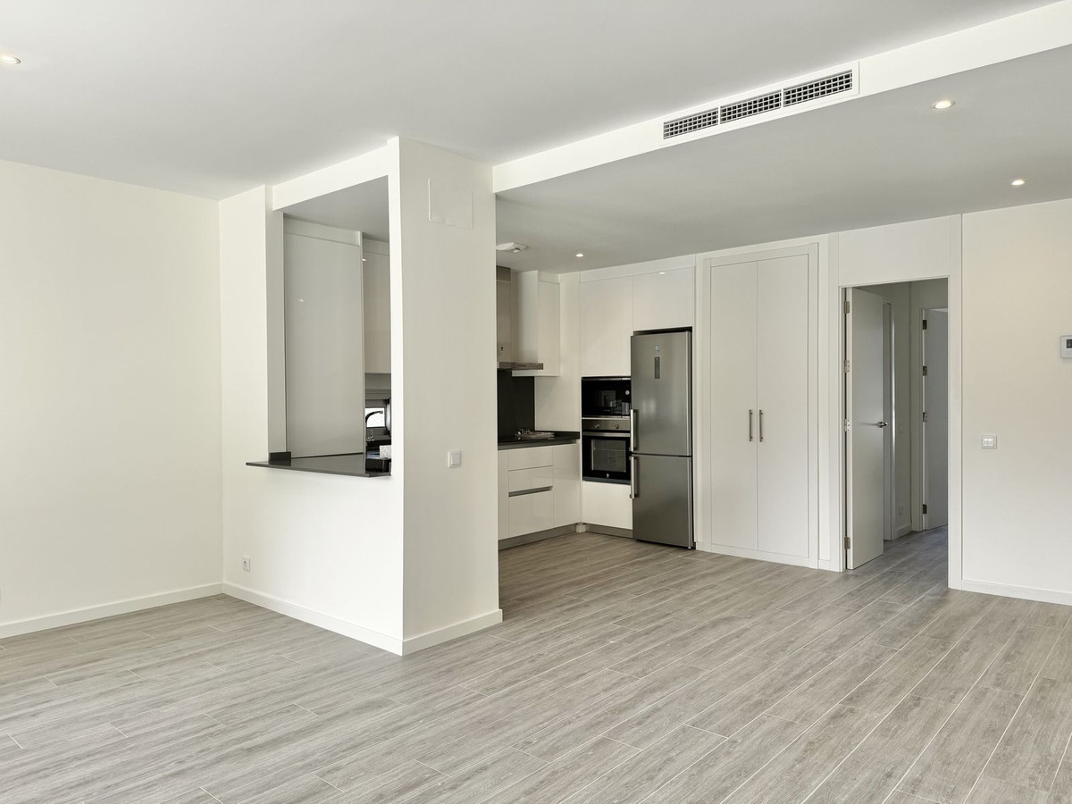 Se vende Apartamento Planta Baja de 3 dormitorios en Costa Del Sol, Málaga, España
